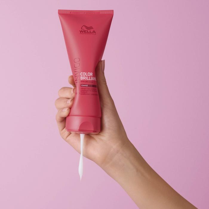 Wella Professionals Invigo Color  Brilliance kondicionieris krāsotiem matiem 200 ml