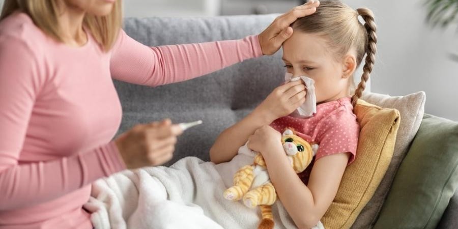 Kā palīdzēt bērnam izvairīties no vīrusu saslimšanām?
